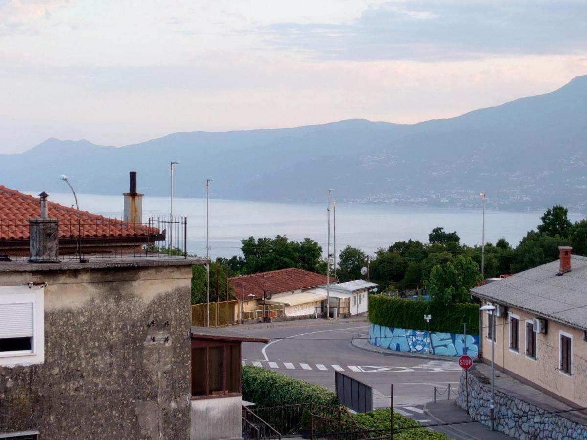 Apartman Mare Nostrum**** Lägenhet Rijeka Exteriör bild